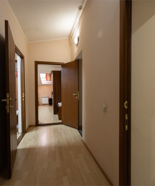 Двухместный двухкомнатный мансардный «Семейный номер»